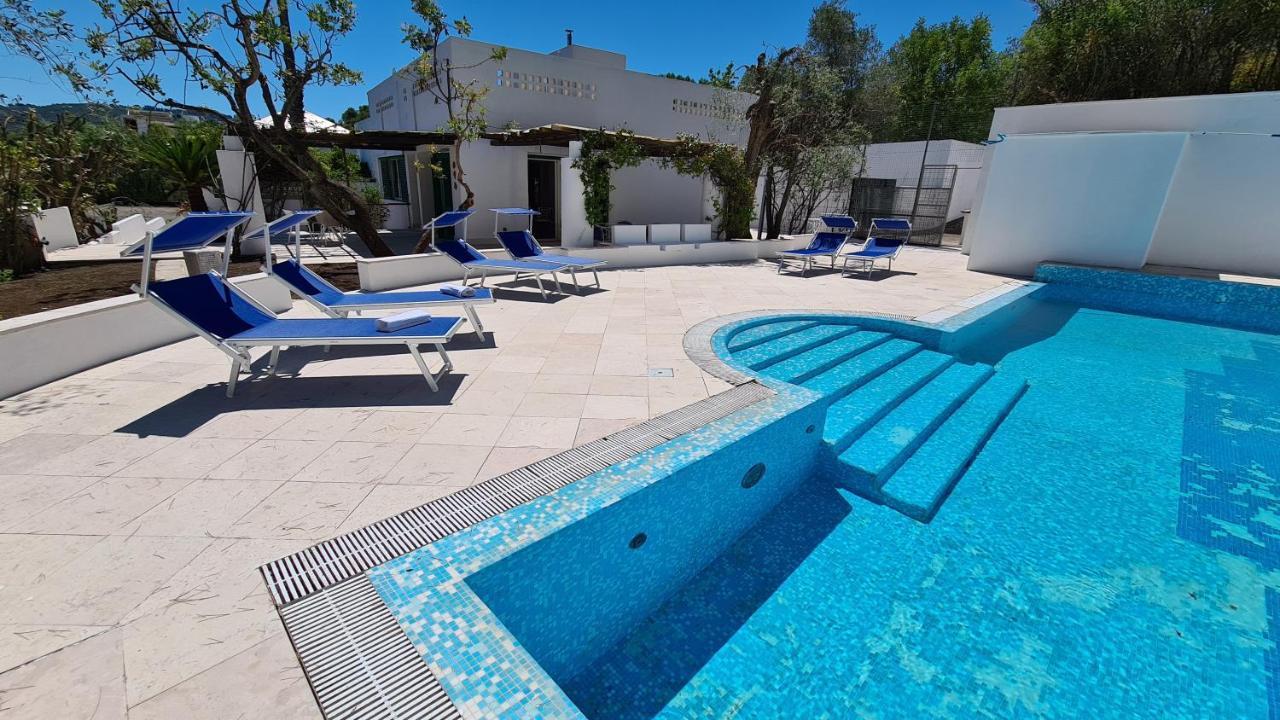Villa Maritalia Peschici Exteriör bild